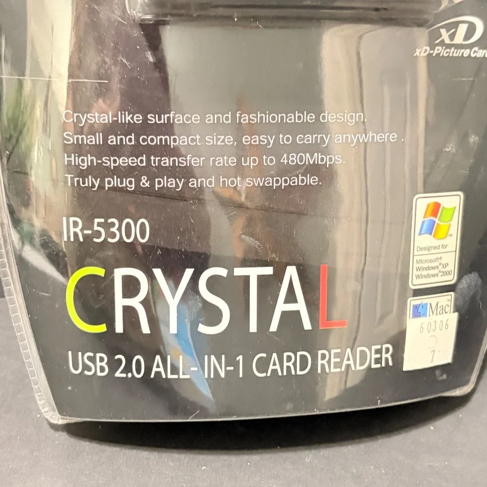 i-Rocks Crystal IR-5300 USB 2.0 All-In-1 Card Reader Blue New Y2K Retro Tech